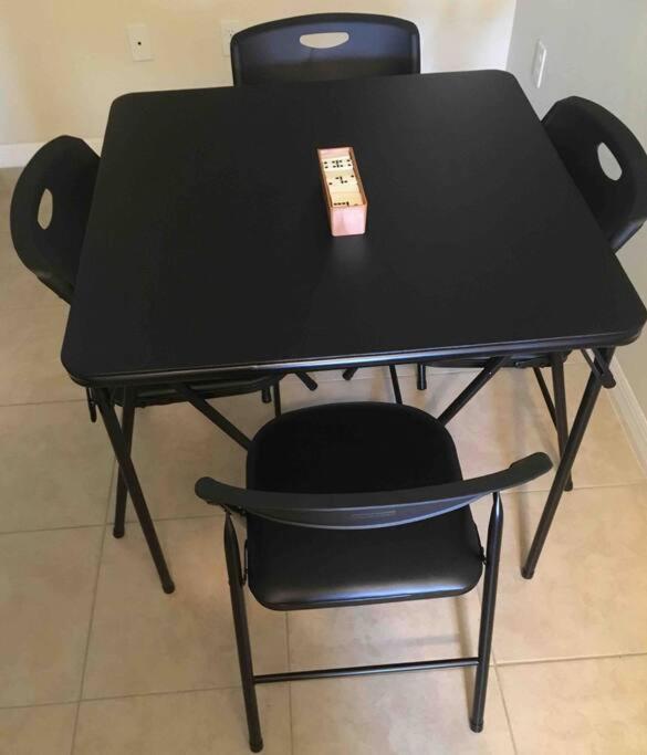 Apartment Debbie's 3-bedroom In A Duplex Cape Coral